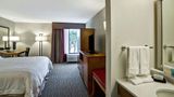 Hampton Inn Norfolk-Naval Base Room