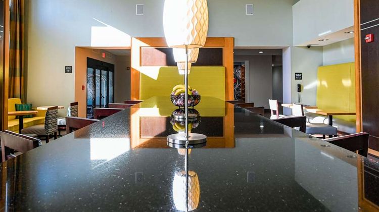 Hampton Inn & Suites Smithfield Restaurant