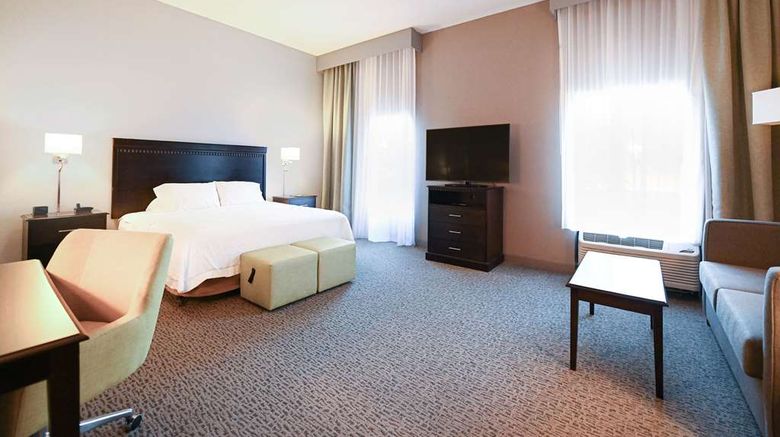 <b>Hampton Inn & Suites Smithfield Room</b>. Images powered by <a href="https://iceportal.shijigroup.com/" title="IcePortal" target="_blank">IcePortal</a>.