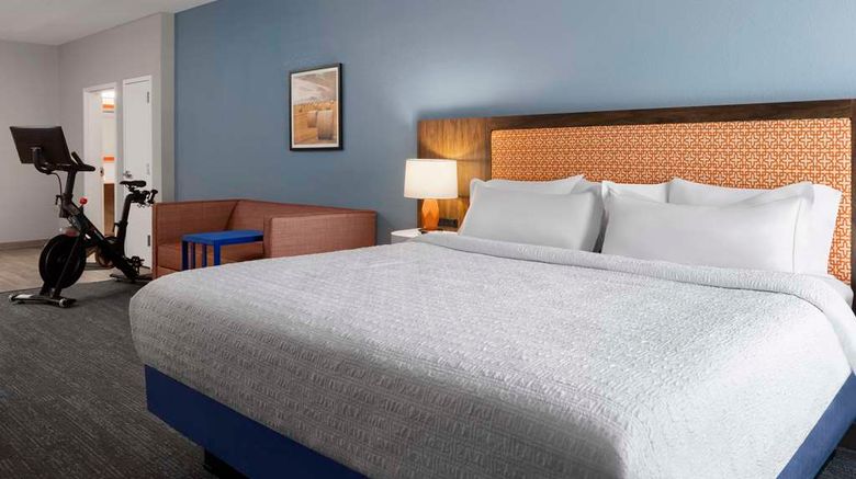 <b>Hampton Inn Ottawa Other</b>. Images powered by <a href="https://iceportal.shijigroup.com/" title="IcePortal" target="_blank">IcePortal</a>.