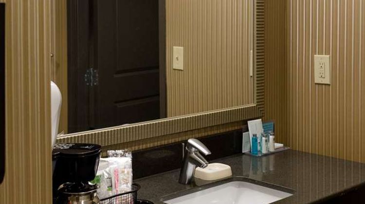 Hampton Inn Oxford/Conference Center Room