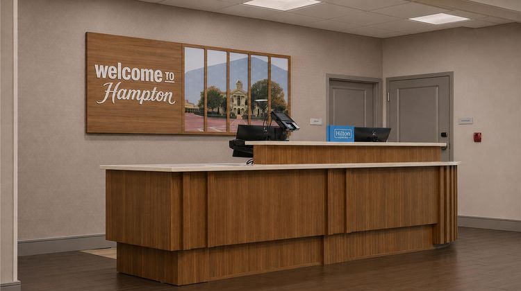 Hampton Inn Oxford/Conference Center Lobby
