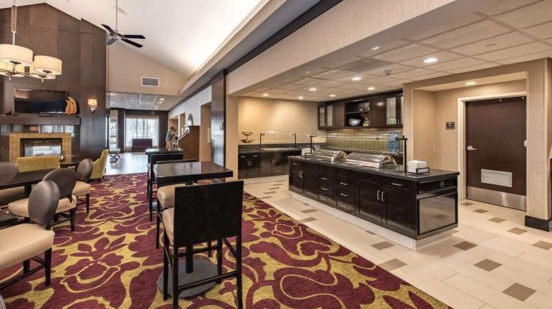 <b>Homewood Suites by Hilton Oxnard Lobby</b>. Images powered by <a href="https://iceportal.shijigroup.com/" title="IcePortal" target="_blank">IcePortal</a>.