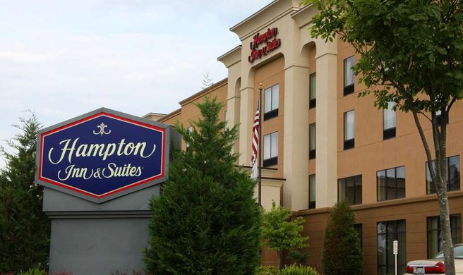 Hampton Inn & Suites Paducah Exterior