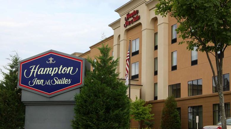 <b>Hampton Inn & Suites Paducah Exterior</b>. Images powered by <a href="https://iceportal.shijigroup.com/" title="IcePortal" target="_blank">IcePortal</a>.