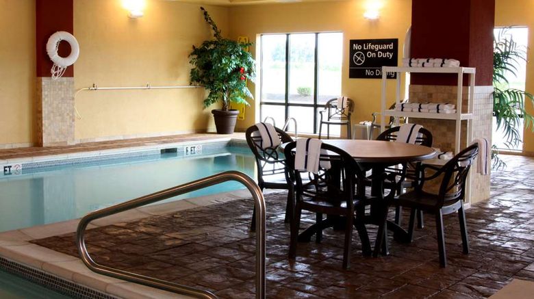 <b>Hampton Inn & Suites Paducah Pool</b>. Images powered by <a href="https://iceportal.shijigroup.com/" title="IcePortal" target="_blank">IcePortal</a>.