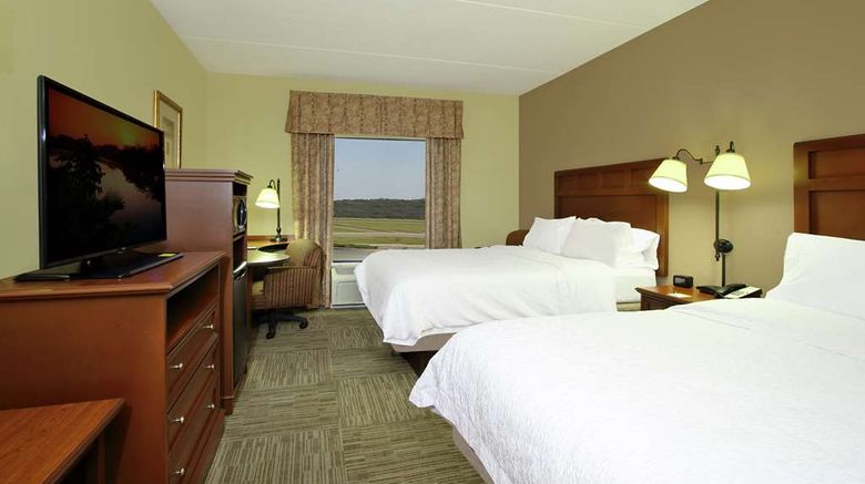 <b>Hampton Inn & Suites Murray Room</b>. Images powered by <a href="https://iceportal.shijigroup.com/" title="IcePortal" target="_blank">IcePortal</a>.