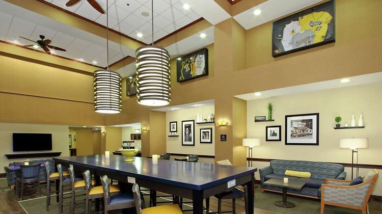 Hampton Inn & Suites Murray Restaurant