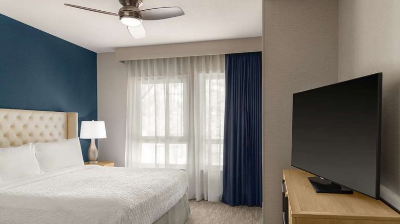<b>Homewood Suites by Hilton, Palo Alto Room</b>. Images powered by <a href="https://iceportal.shijigroup.com/" title="IcePortal" target="_blank">IcePortal</a>.