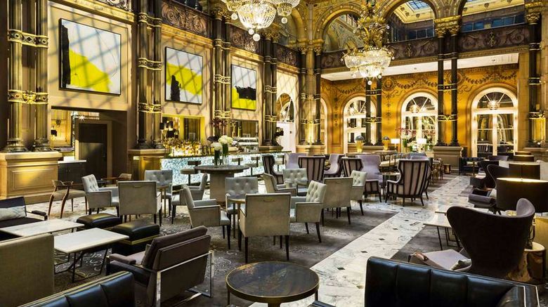 <b>Hilton Paris Opera Restaurant</b>. Images powered by <a href="https://iceportal.shijigroup.com/" title="IcePortal" target="_blank">IcePortal</a>.