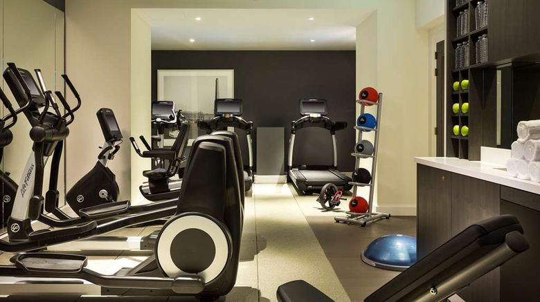 <b>Hilton Paris Opera Health</b>. Images powered by <a href="https://iceportal.shijigroup.com/" title="IcePortal" target="_blank">IcePortal</a>.