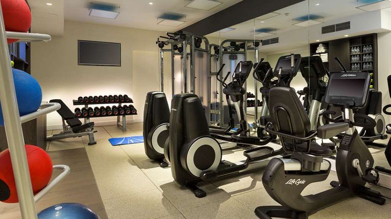 <b>Hilton Paris Opera Health</b>. Images powered by <a href="https://iceportal.shijigroup.com/" title="IcePortal" target="_blank">IcePortal</a>.