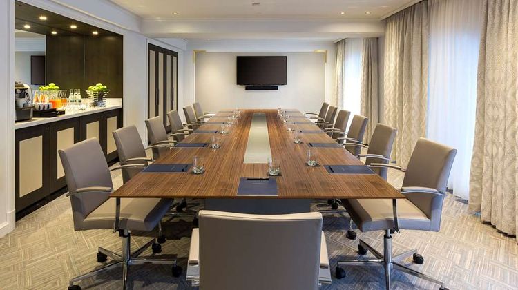 Hilton Paris Opera Meeting