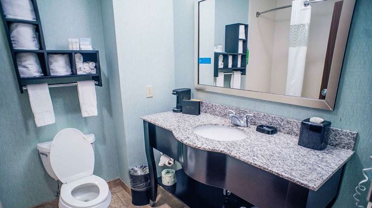 Hampton Inn Monticello Room