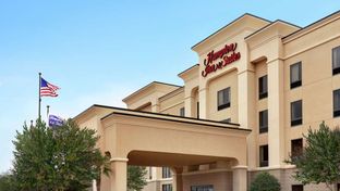 Hampton Inn & Suites Pine Bluff