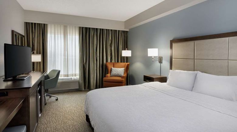 <b>Hampton Inn West Palm Beach Central Airp Room</b>. Images powered by <a href="https://iceportal.shijigroup.com/" title="IcePortal" target="_blank">IcePortal</a>.