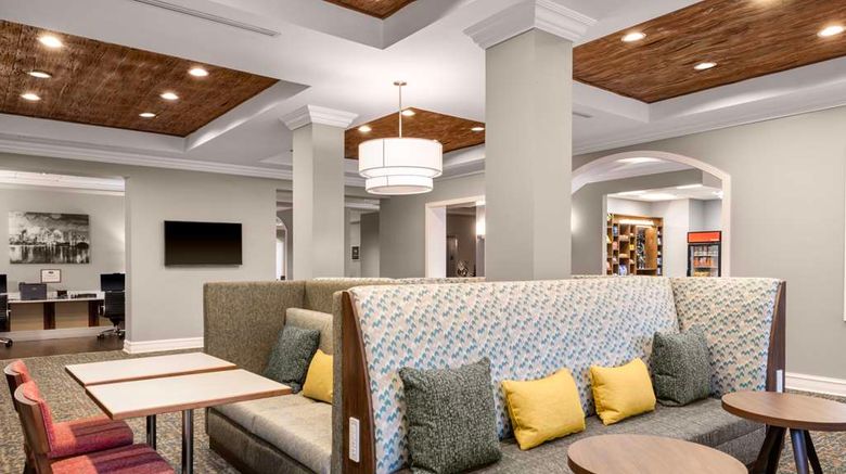 <b>Hampton Inn West Palm Beach Central Airp Lobby</b>. Images powered by <a href="https://iceportal.shijigroup.com/" title="IcePortal" target="_blank">IcePortal</a>.