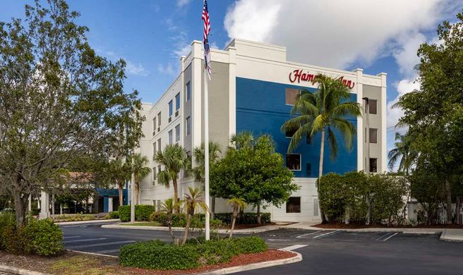 Hampton Inn West Palm Beach Central Airp Exterior