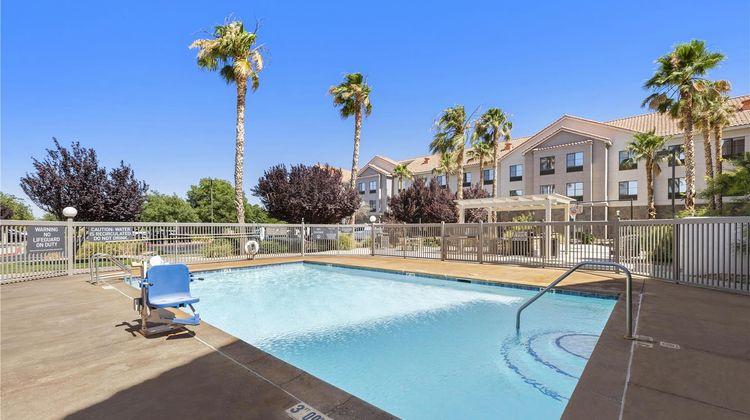Homewood Suites Lancaster Pool