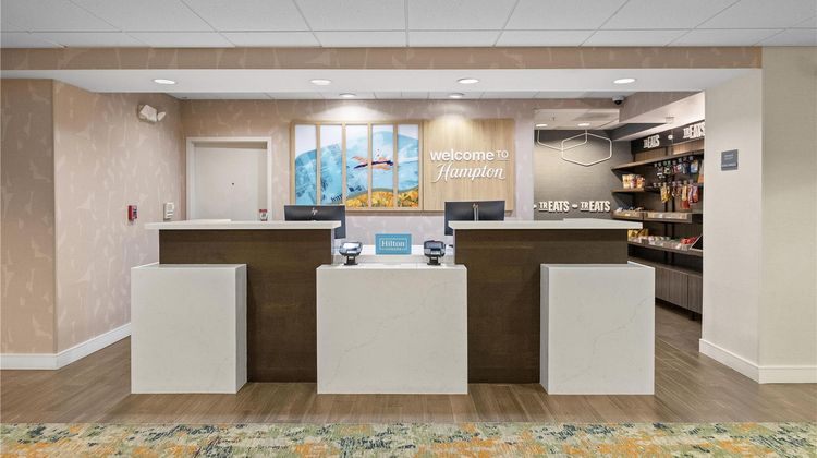 Hampton Inn & Suites Lancaster Room
