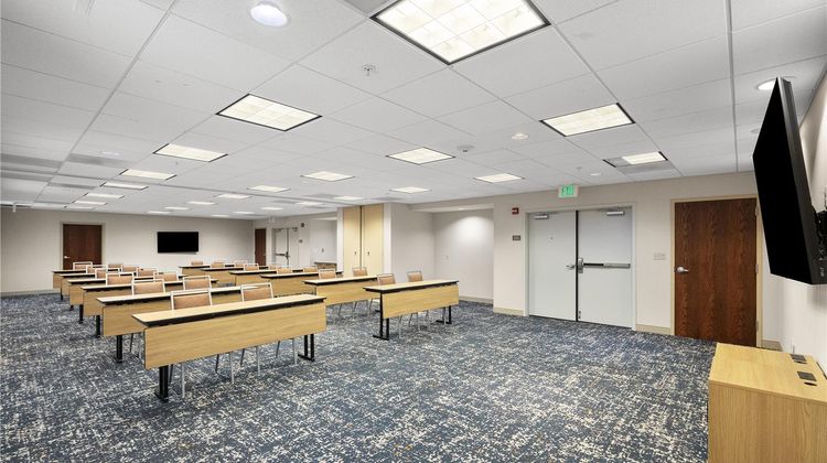 Hampton Inn & Suites Lancaster Room