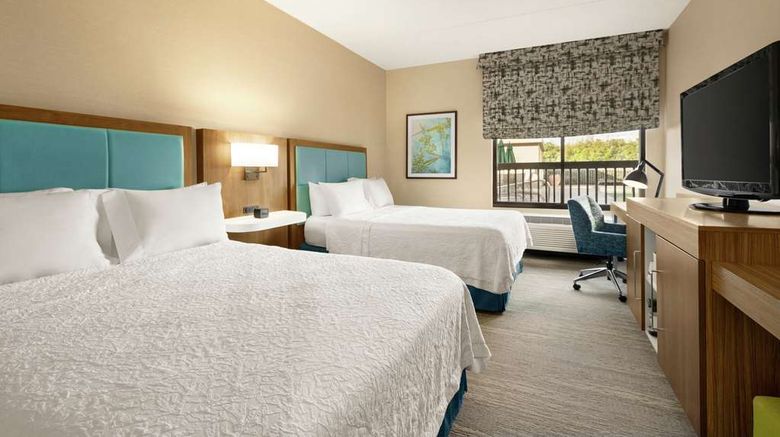 <b>Hampton Inn Portland Airport Room</b>. Images powered by <a href="https://iceportal.shijigroup.com/" title="IcePortal" target="_blank">IcePortal</a>.