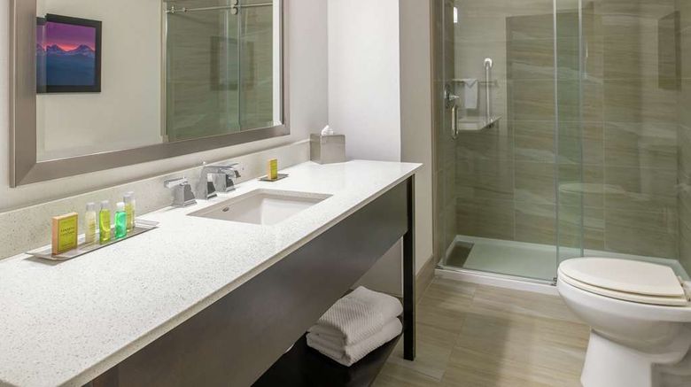 <b>DoubleTree Portland - Tigard Room</b>. Images powered by <a href="https://iceportal.shijigroup.com/" title="IcePortal" target="_blank">IcePortal</a>.