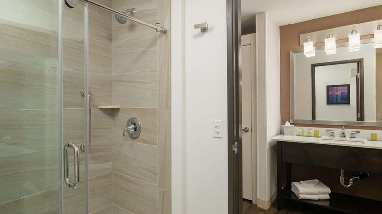 <b>DoubleTree Portland - Tigard Room</b>. Images powered by <a href="https://iceportal.shijigroup.com/" title="IcePortal" target="_blank">IcePortal</a>.