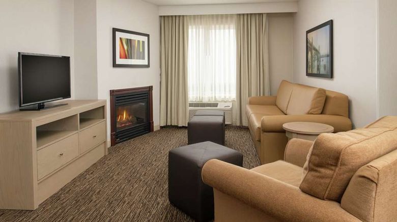 <b>DoubleTree Portland - Tigard Room</b>. Images powered by <a href="https://iceportal.shijigroup.com/" title="IcePortal" target="_blank">IcePortal</a>.