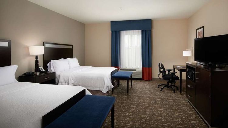 Hampton Suites Portland/Vancouver Room