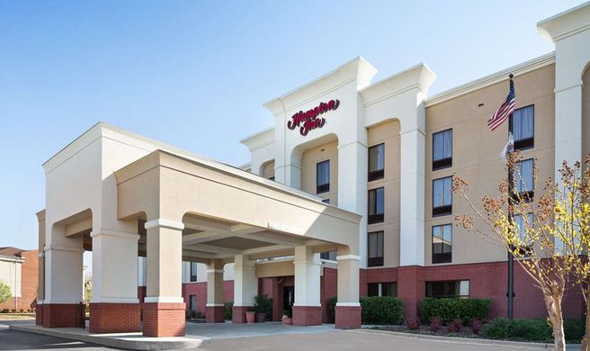 Hampton Inn Pell City Exterior