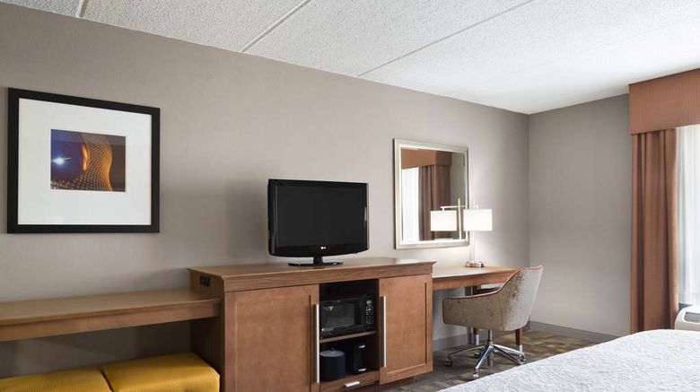 <b>Hampton Inn Pell City Room</b>. Images powered by <a href="https://iceportal.shijigroup.com/" title="IcePortal" target="_blank">IcePortal</a>.