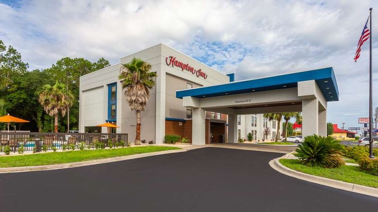 <b>Hampton Inn Perry Pool</b>. Images powered by <a href="https://iceportal.shijigroup.com/" title="IcePortal" target="_blank">IcePortal</a>.