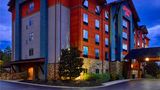 <b>Hampton Inn Pigeon Forge Exterior</b>. Images powered by <a href="https://iceportal.shijigroup.com/" title="IcePortal" target="_blank">IcePortal</a>.