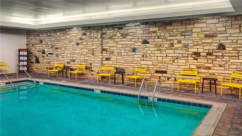 <b>Hampton Inn Pigeon Forge Pool</b>. Images powered by <a href="https://iceportal.shijigroup.com/" title="IcePortal" target="_blank">IcePortal</a>.