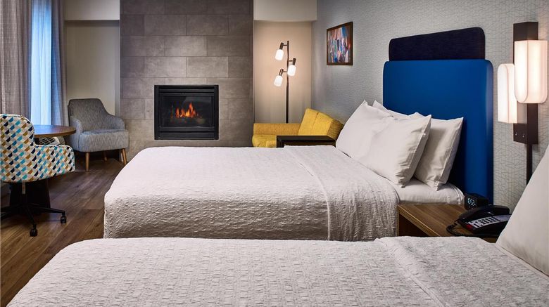 <b>Hampton Inn Pigeon Forge Room</b>. Images powered by <a href="https://iceportal.shijigroup.com/" title="IcePortal" target="_blank">IcePortal</a>.