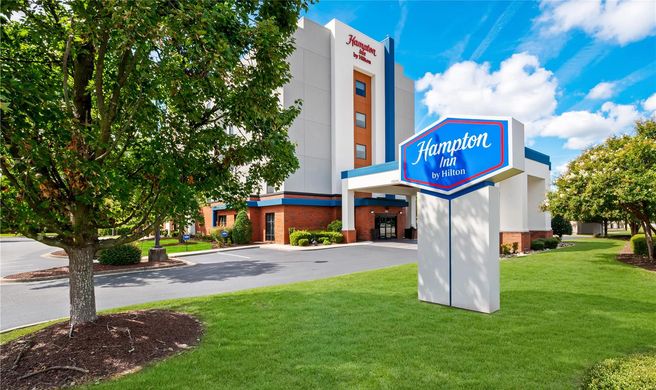 Hampton Inn Greenville Exterior