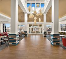 Hilton Garden Inn Williamsburg Lobby