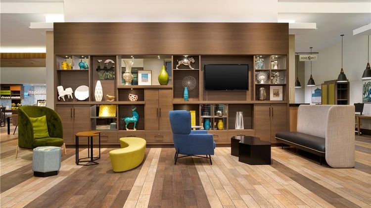 Home2 Suites by Hilton Philadelphia Lobby
