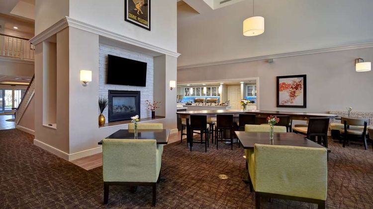 Homewood Suites by Hilton Lobby