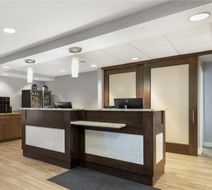 Homewood Suites by Hilton Lobby
