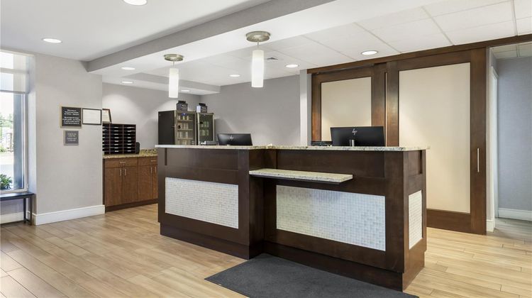 Homewood Suites by Hilton Lobby