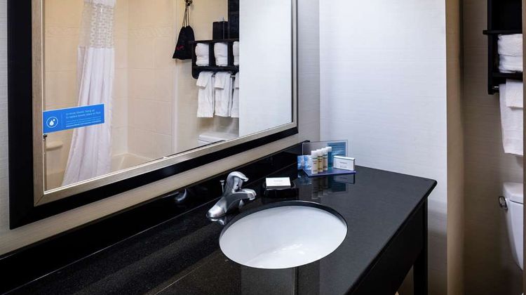Hampton Inn Limerick-Philadelphia Area Room