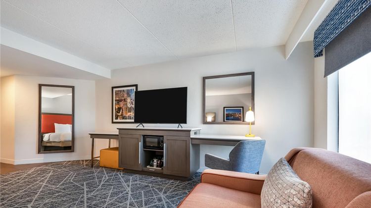 Hampton Inn Plymouth Meeting Room