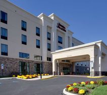 Hampton Inn & Suites-Philadelphia Exterior