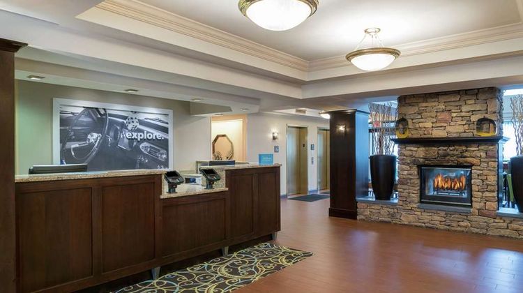 Hampton Inn & Suites Valley Forge/Oaks Lobby