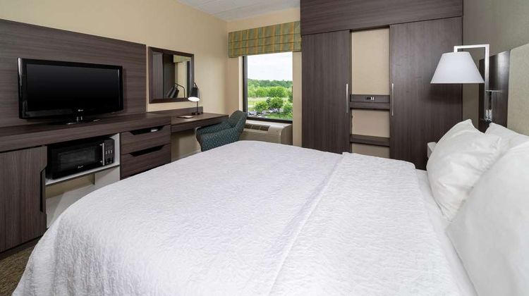 Hampton Inn & Suites Valley Forge/Oaks Room