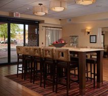Hampton Inn Anthem Lobby