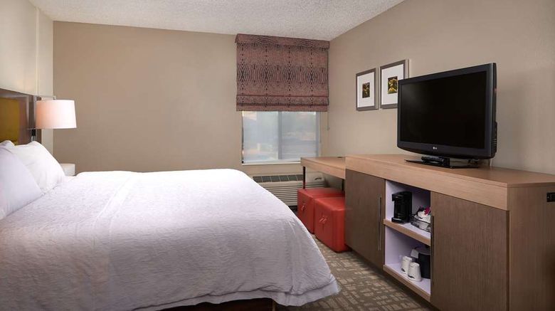 <b>Hampton Inn Anthem Other</b>. Images powered by <a href="https://iceportal.shijigroup.com/" title="IcePortal" target="_blank">IcePortal</a>.