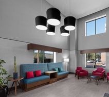 Hampton Inn Phoenix-Biltmore Lobby